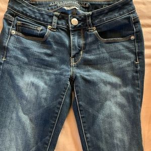 Size 2 American Eagle Super Stretch skinny jeans